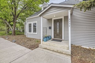 5339 S Windermere St in Littleton, CO - Building Photo