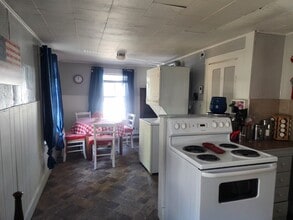 6 Hager Ln in Littleton, NH - Building Photo - Building Photo