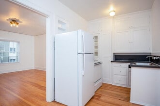 Flandora Apartments in Portland, OR - Building Photo - Building Photo