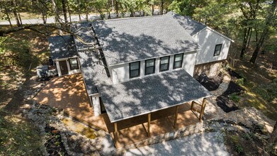 9345 Rocky Woods Dr in Cordova, TN - Building Photo - Building Photo