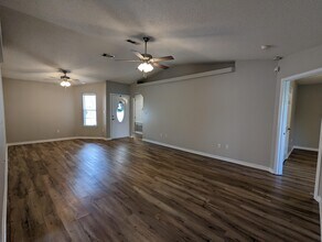 1812 Brick Cir in Fort Walton Beach, FL - Building Photo - Building Photo