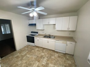 710-730 Hood Ave in Reno, NV - Foto de edificio - Building Photo