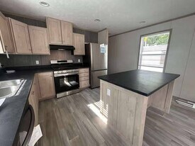 1083 E State Rd 2 in La Porte, IN - Building Photo