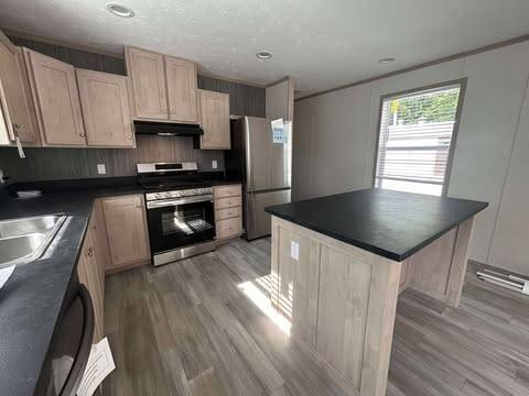 1083 E State Rd 2 in La Porte, IN - Building Photo