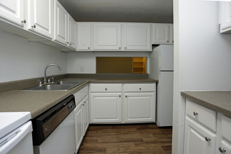 Citadel Village Apartments in Colorado Springs, CO - Building Photo - Interior Photo