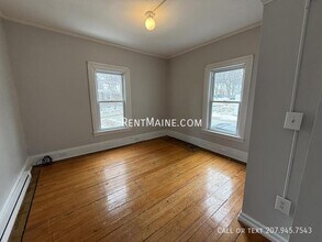 86 Wing St in Bangor, ME - Building Photo - Building Photo