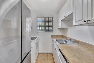 1651 NE 33rd St in Pompano Beach, FL - Building Photo - Building Photo
