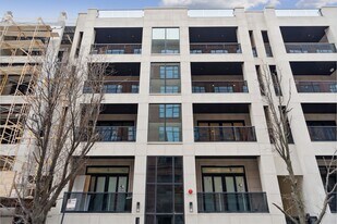 232 S Green St in Chicago, IL - Building Photo