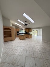 1279 Clayford Ave in Westlake Village, CA - Building Photo - Building Photo