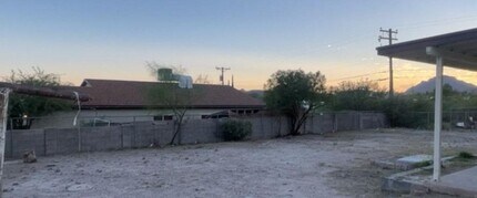 1601 W San Ricardo Blvd in Tucson, AZ - Building Photo - Building Photo