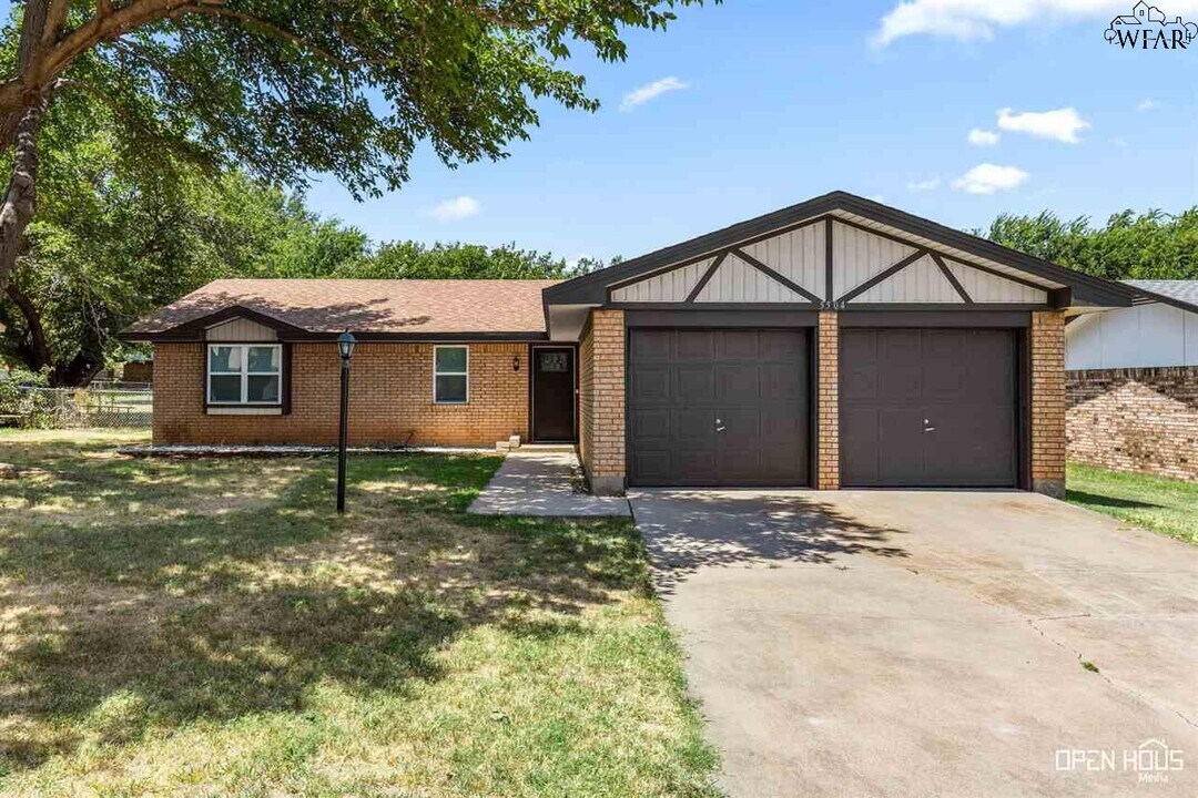 5504 Hooper Dr in Wichita Falls, TX - Building Photo