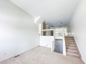 1872 Lindsay Ln in Ann Arbor, MI - Building Photo - Building Photo