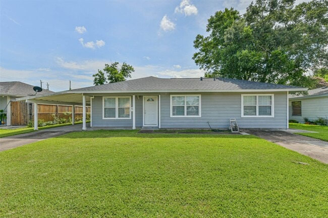 property at 938 Vivian Ave