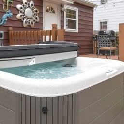 property at 319 S Porter St