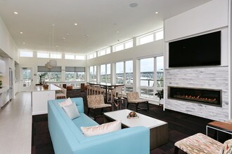 Augusta Apartments in Seattle, WA - Foto de edificio - Interior Photo