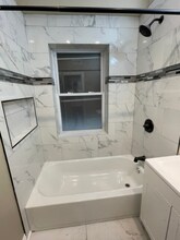 3342 W Douglas Blvd in Chicago, IL - Building Photo - Building Photo