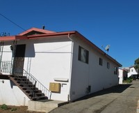 6141 Toltec Way in Los Angeles, CA - Foto de edificio - Building Photo