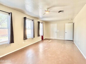 731 W 12th Pl in Tempe, AZ - Building Photo - Building Photo