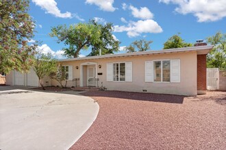 3600 Mackland Ave NE in Albuquerque, NM - Building Photo - Building Photo
