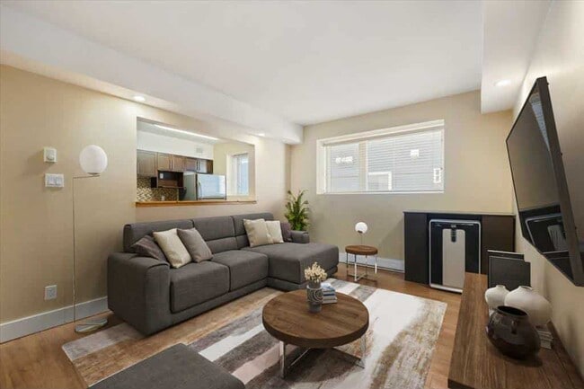 375-375 Stradbrook Ave in Winnipeg, MB - Building Photo - Building Photo