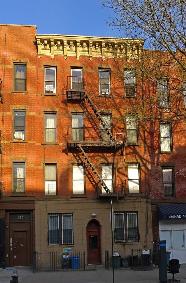 566 Vanderbilt Ave in Brooklyn, NY - Building Photo - Building Photo