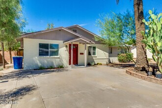 332 E Malibu Dr in Tempe, AZ - Building Photo - Building Photo