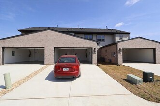 1311 Arkansas Spgs St in Celina, TX - Foto de edificio - Building Photo