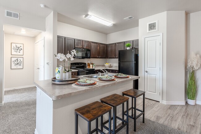 Hutchins Gateway Apartments