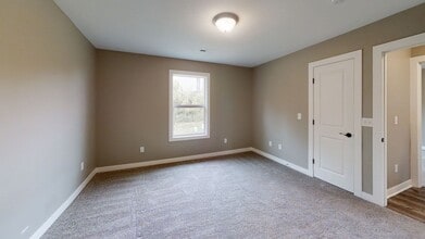 11867 Ridgeway Dr in St. Joseph, MO - Building Photo - Building Photo