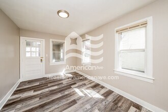 709 W Broad St in Rochester, NY - Foto de edificio - Building Photo