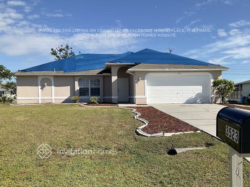 3523 SW 9th Ave in Cape Coral, FL - Building Photo