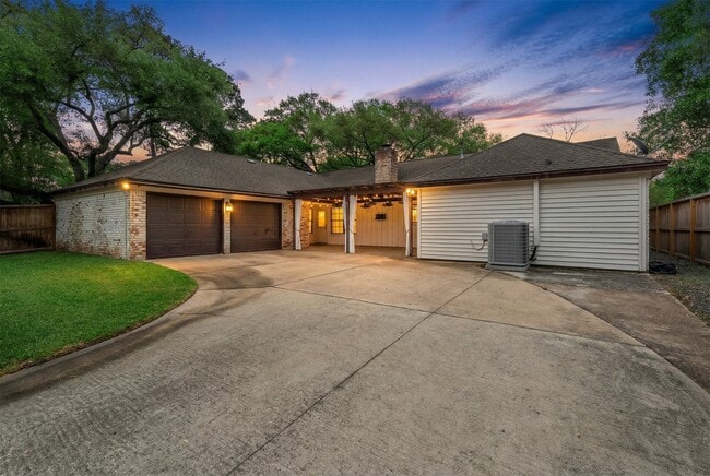 property at 602 Aldersgate Ct