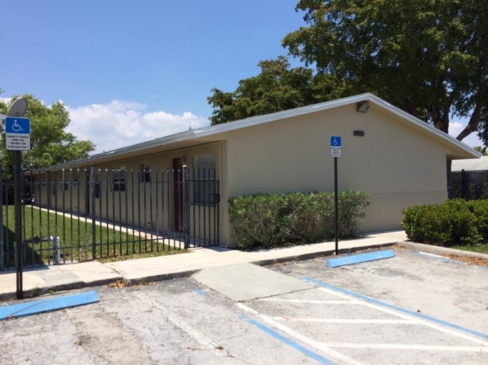 Pompano Garden Villas in Pompano Beach, FL - Foto de edificio