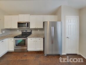 2505 Buffalo Run in Burleson, TX - Building Photo - Building Photo