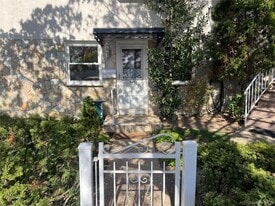 16-05 Bell Blvd in Queens, NY - Building Photo