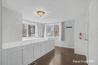 105 E Pine St in Stanton, MI - Building Photo - Building Photo