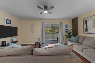 1356 Glenns Bay Rd, Unit L208 in Myrtle Beach, SC - Building Photo