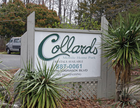 Collards Moble Home Park in Newport News, VA - Foto de edificio - Building Photo