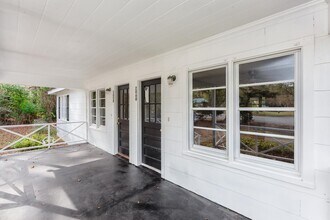 2058 Thomasville Rd in Tallahassee, FL - Building Photo - Building Photo