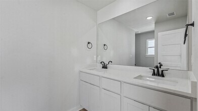 1713 Cuppett Cir in Pea Ridge, AR - Building Photo - Building Photo