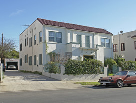 1426 S Bronson Ave in Los Angeles, CA - Building Photo