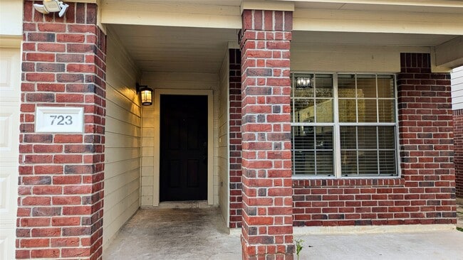 723 Cypresswood Cove in Spring, TX - Building Photo - Building Photo