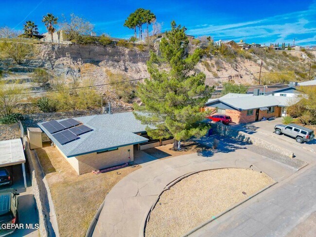 4217 Canterbury Dr in El Paso, TX - Building Photo - Building Photo