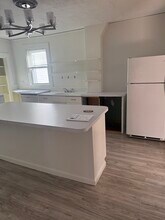 238 Lenox St in Norwood, MA - Building Photo - Building Photo