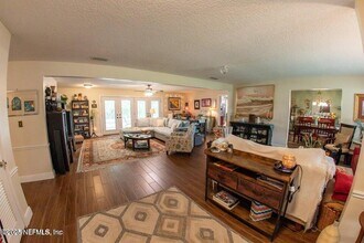 6812 Caballero Dr in Jacksonville, FL - Building Photo - Building Photo