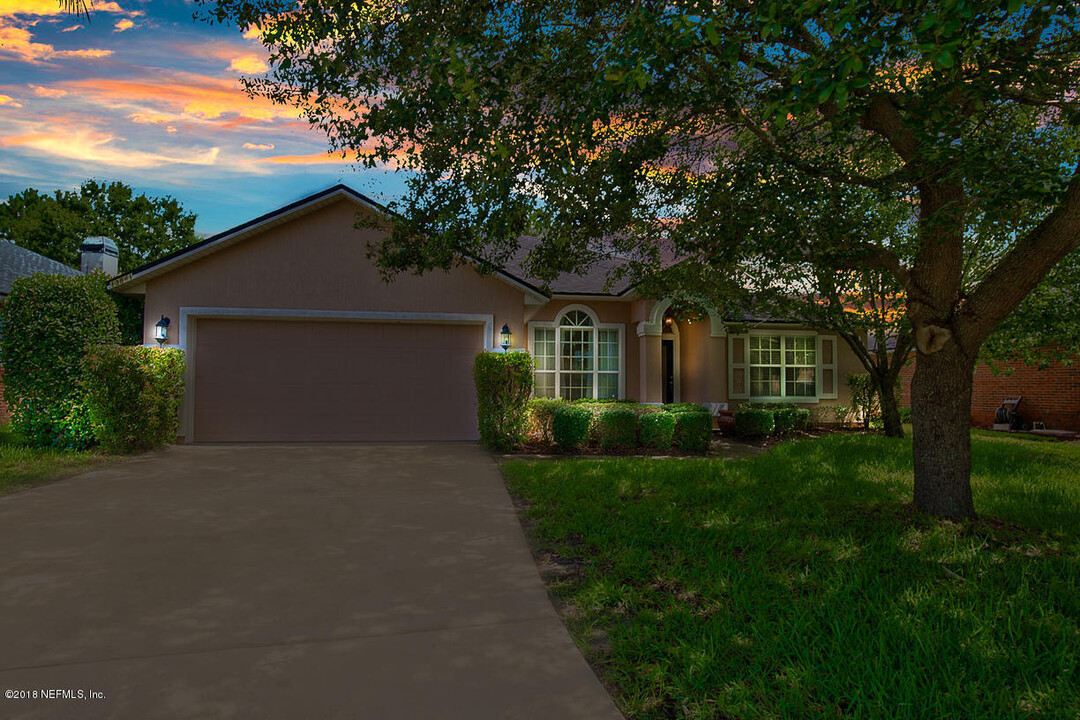 13841 Harbor Creek Pl in Jacksonville, FL - Building Photo