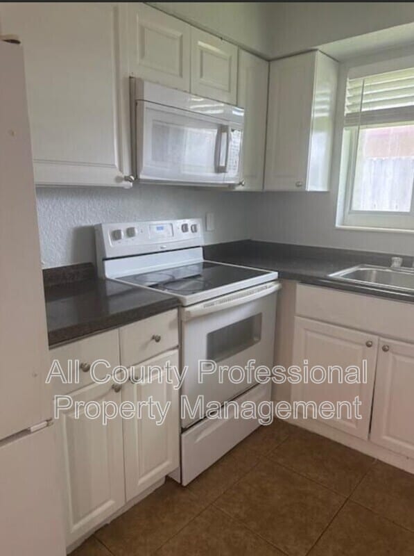 property at 332 SW 2nd Pl