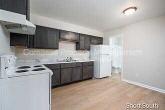 1605 Bacon Ave in Portage, MI - Building Photo - Building Photo