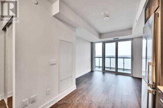 2550-2550 Simcoe St N in Oshawa, ON - Building Photo - Building Photo