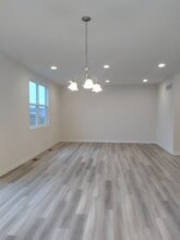 410 Cottontail Ct in Johnstown, OH - Building Photo - Building Photo